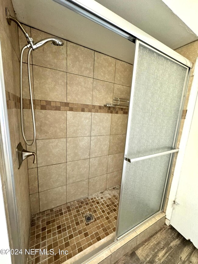 1229 Willow Branch Ave unit 4, Jacksonville, FL 32205 - photo 7
