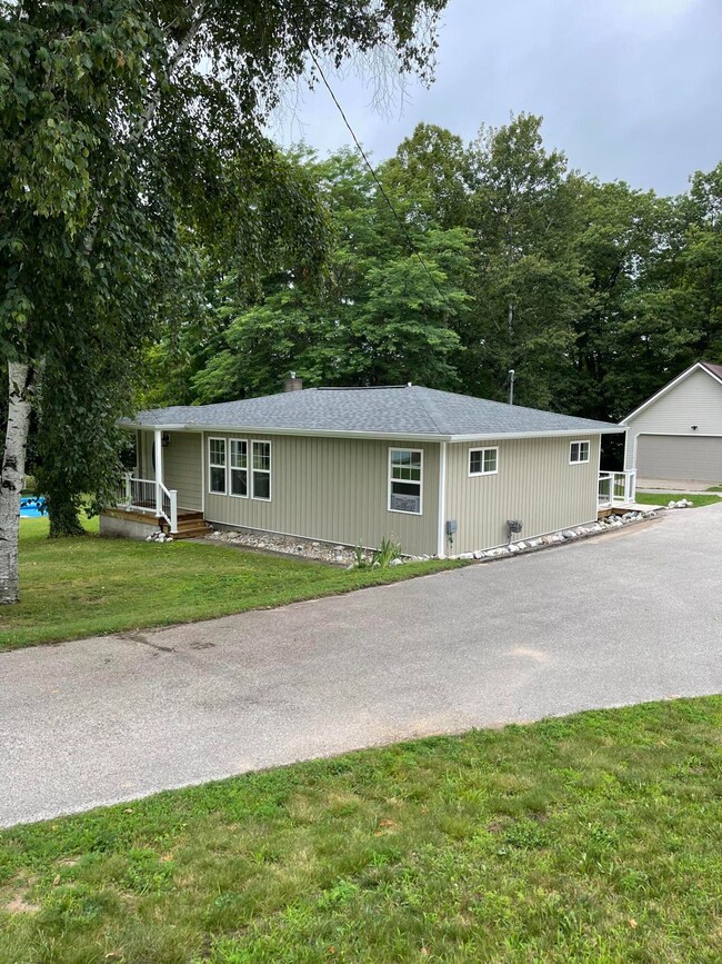 Driveway & Garage