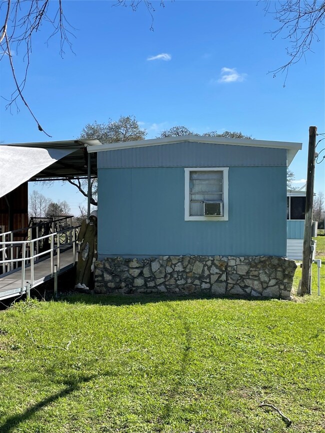 3221 County Road 163, Alvin, TX 77511 - photo 2