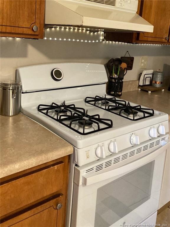 748 Burgoyne Dr, Fayetteville, NC 28314 - photo 4