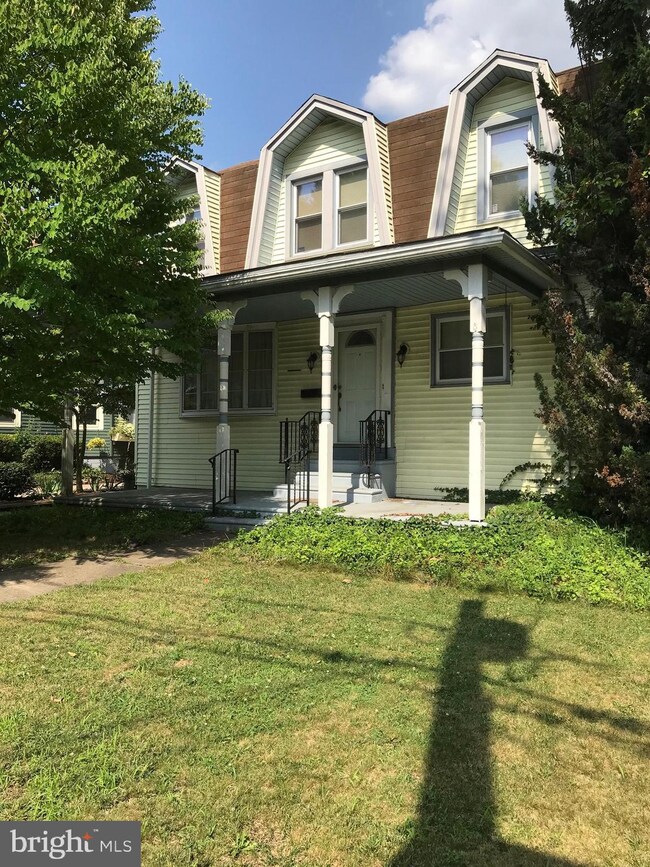 8 Elm Ave, Haddon Township, NJ 08108 - photo 2