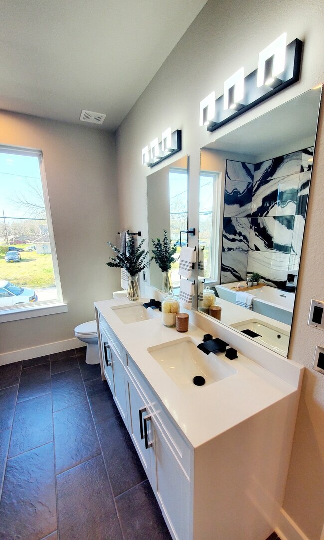 2700 Ferguson Way, Houston, TX 77088 - photo 6