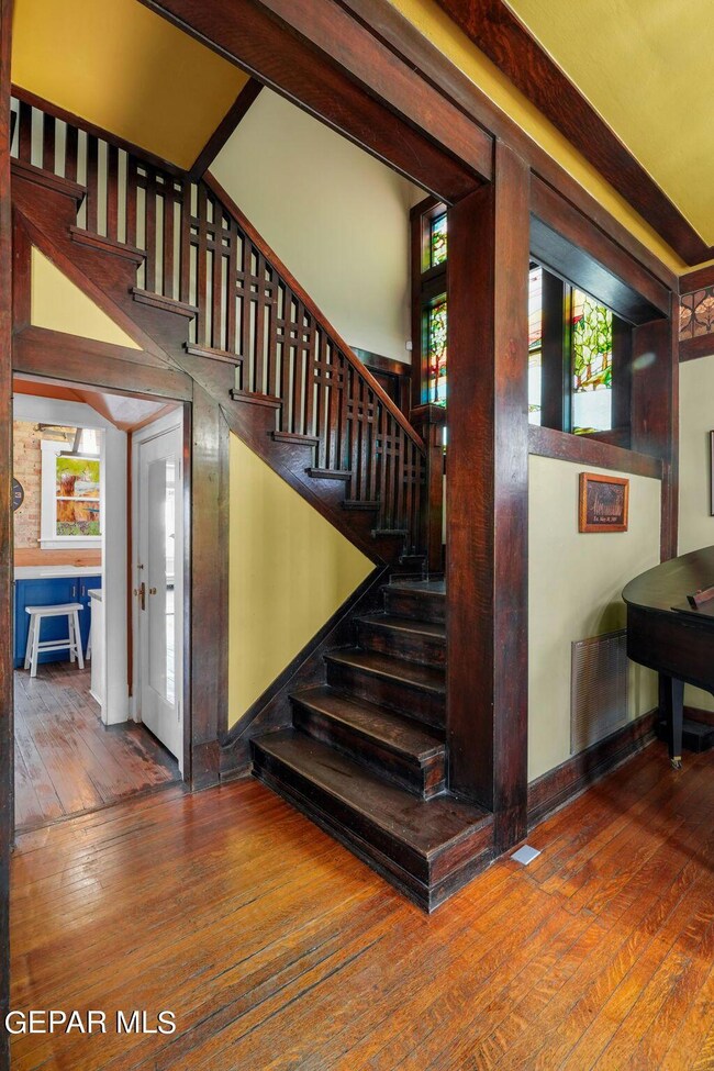 1415 Hawthorne-11