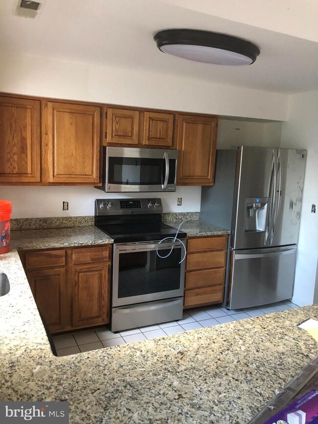 936 Bay Ridge Ave unit 205, Annapolis, MD 21403 - photo 5