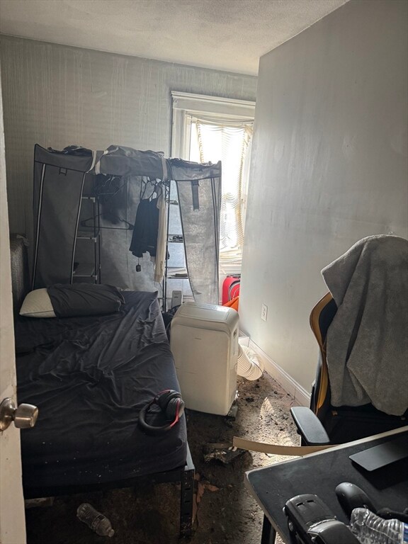 81 Wheatland St, Somerville, MA 02145 - photo 7