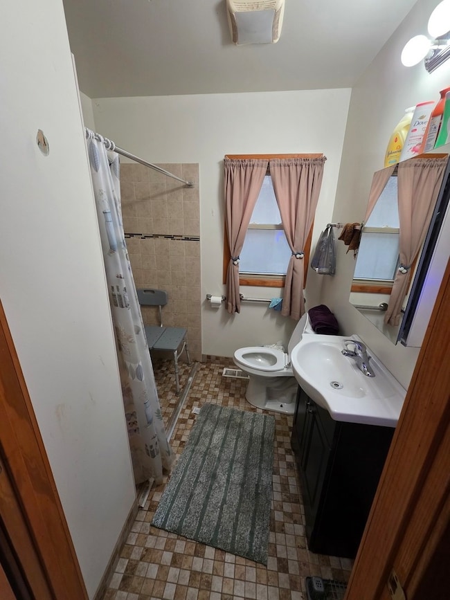 9250 S Ada St, Chicago, IL 60620 - photo 5