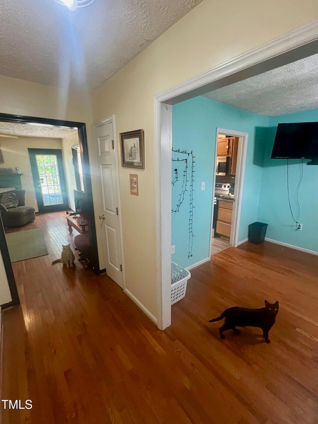 1110 Roundabout Rd, Cameron, NC 28326 - photo 3