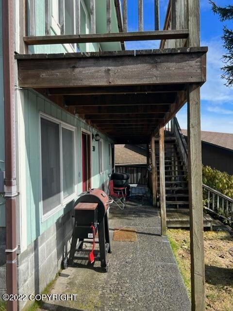 302 Cope St, Kodiak, AK 99615 - photo 3
