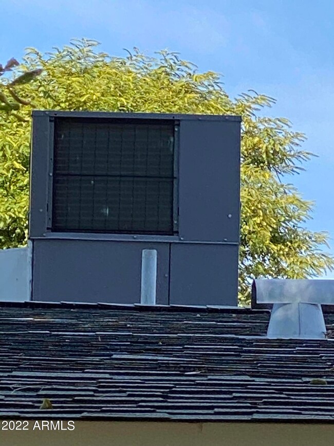 2B2C0FB5-3F54-4DF1-80FA-3C5AE5658DEF