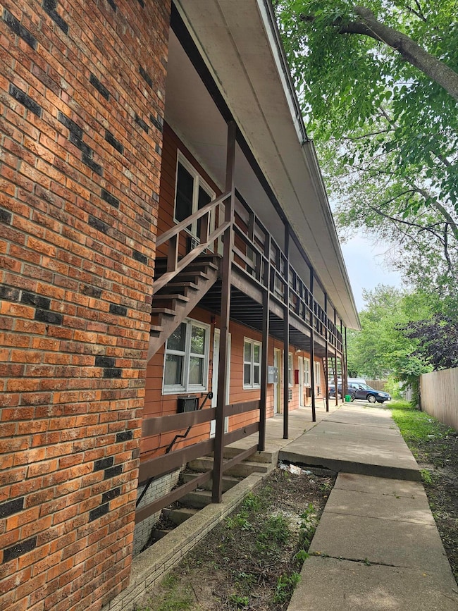 1321 4th St S, La Crosse, WI 54601 - photo 3