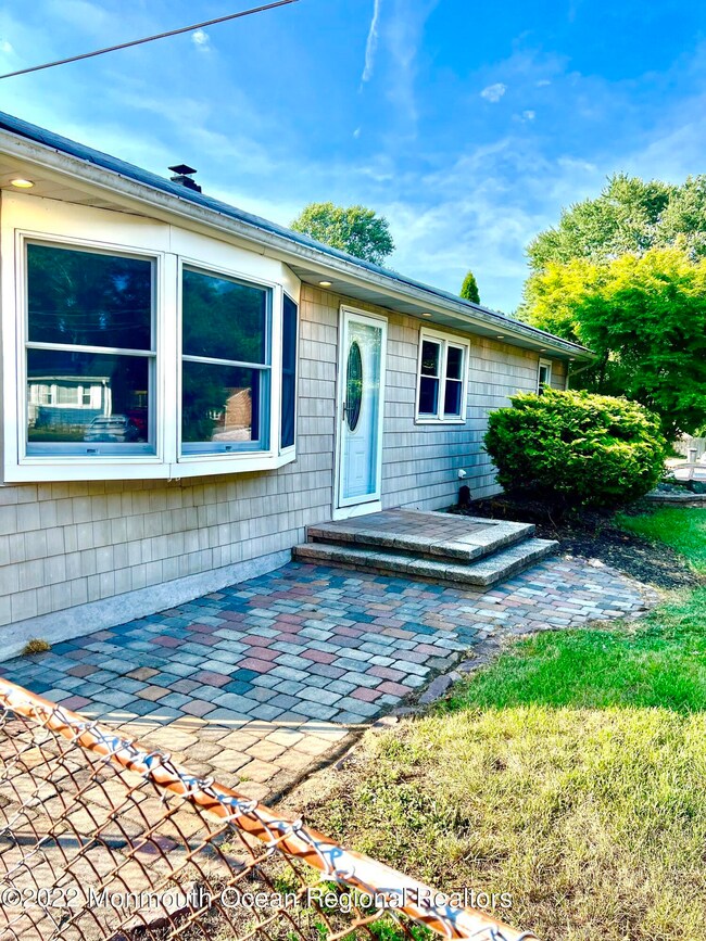 25 Michele Dr, Toms River, NJ 08755 - photo 2