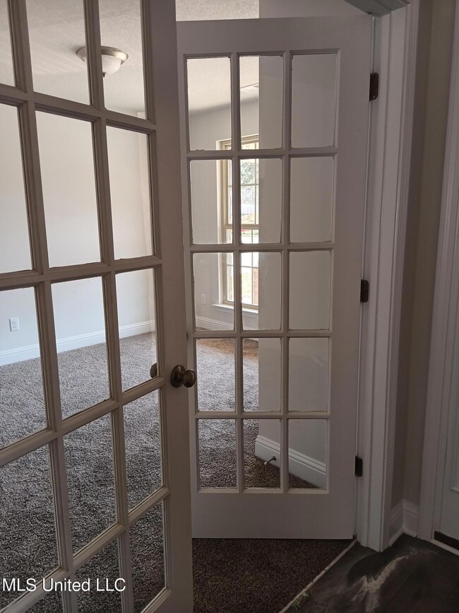 LOT 143 PIC 2jpg
