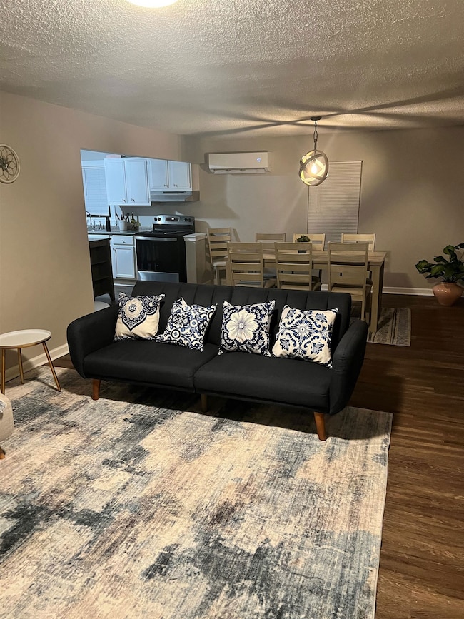 549 S Rowlett St, Collierville, TN 38017 - photo 2