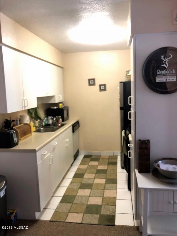 461 W Yucca Ct unit 310, Tucson, AZ 85704 - photo 2