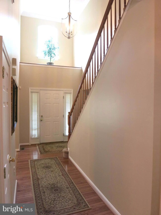 12408 Rochino Ct, Glenn Dale, MD 20769 - photo 2