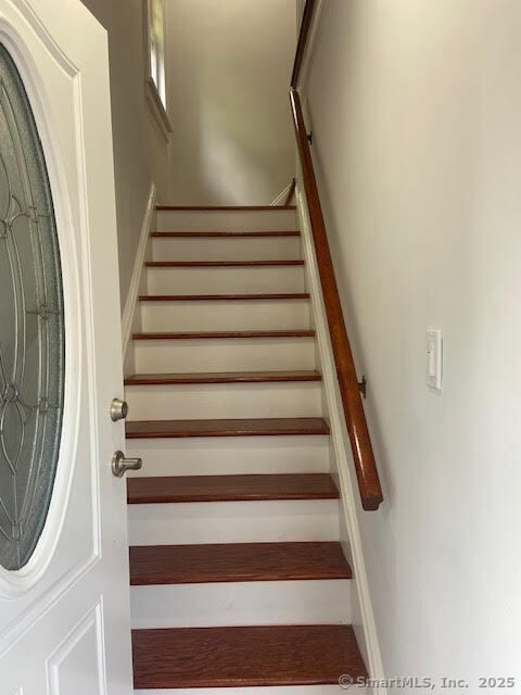 666 Capitol Ave unit 2, Bridgeport, CT 06606 - photo 3