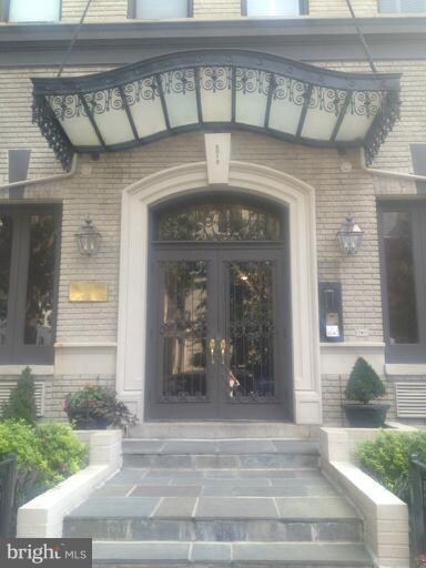 2012 O St NW unit 41, Washington, DC 20036 - photo 2