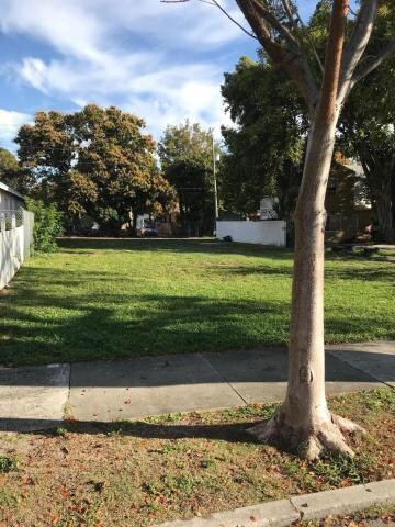 619 32nd St, West Palm Beach, FL 33407 - photo 2