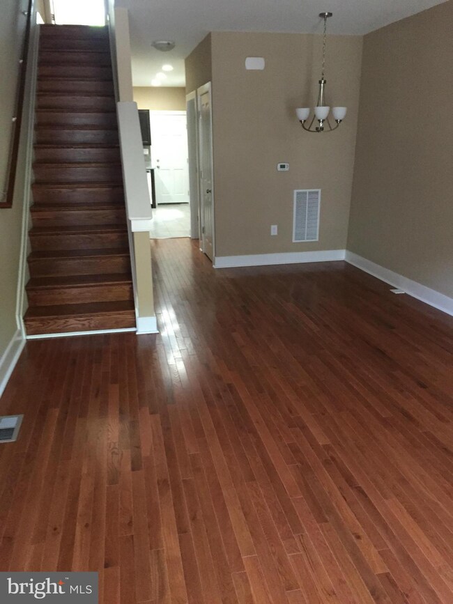 434 E Lanvale St, Baltimore, MD 21202 - photo 3