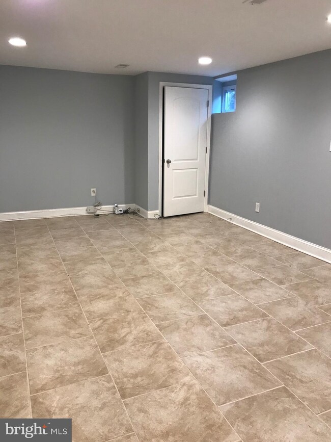 1516 Harford Square Dr, Edgewood, MD 21040 - photo 6