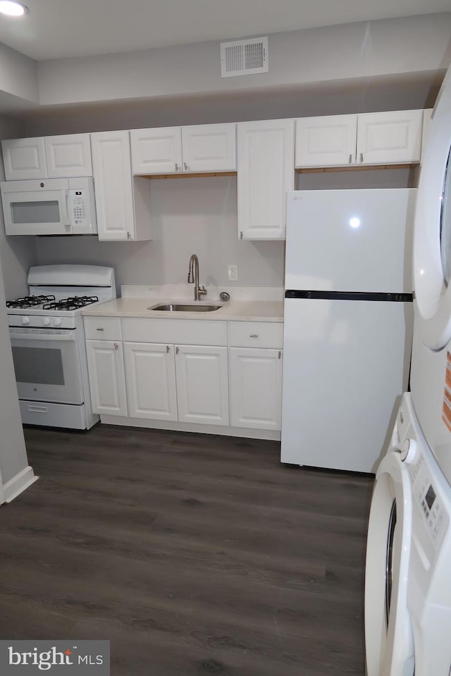 2833 Brendan Ave unit 2, Baltimore, MD 21213 - photo 2