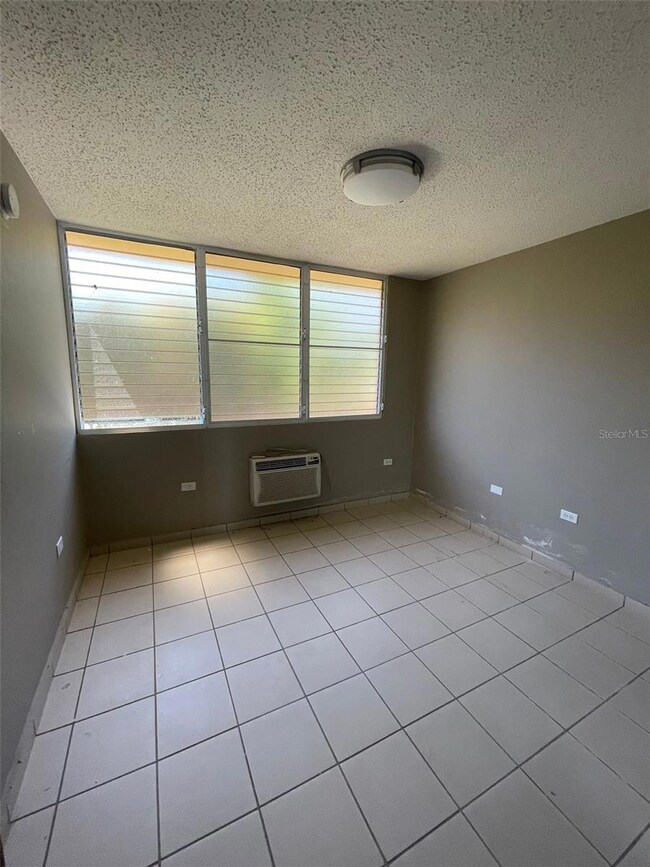 N4 Savannah Real Barcelona, San Lorenzo, PR 00754 - photo 3