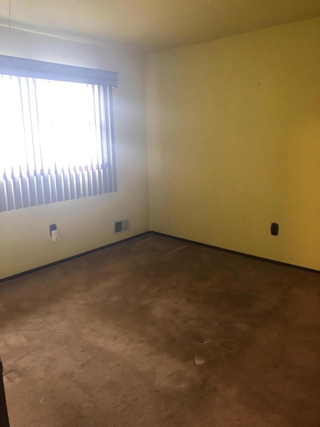 23 S Church St, Perth Amboy, NJ 08861 - photo 3