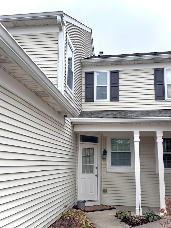 2350 Sheehan Dr, Naperville, IL 60564 - photo 2