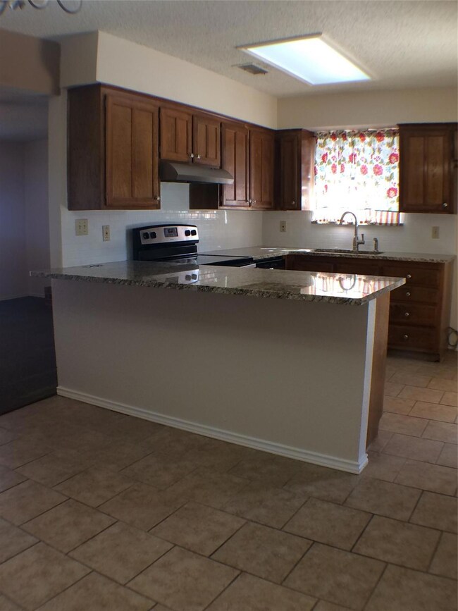 112 Myers Dr unit A, Fort Worth, TX 76108 - photo 4