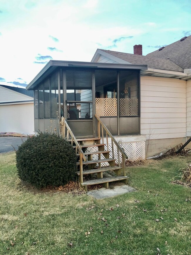 1611 Marion Rd, Bucyrus, OH 44820 - photo 7