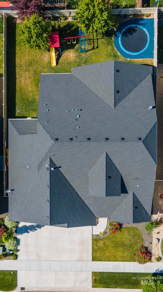 3074 E Shadowbluff Ln, Eagle, ID 83616 - photo 4