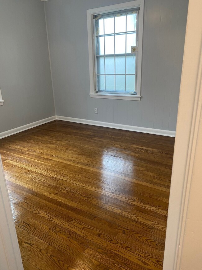 208 Westfield St, Houston, TX 77022 - photo 6