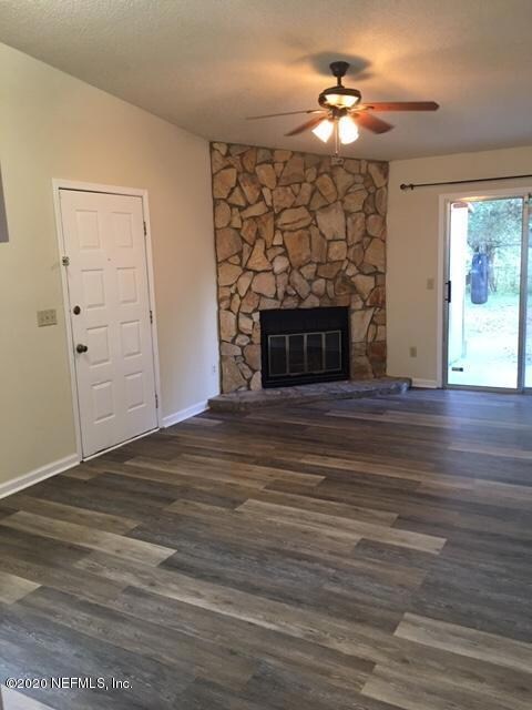 2544 Hidden Village Dr, Jacksonville, FL 32216 - photo 6