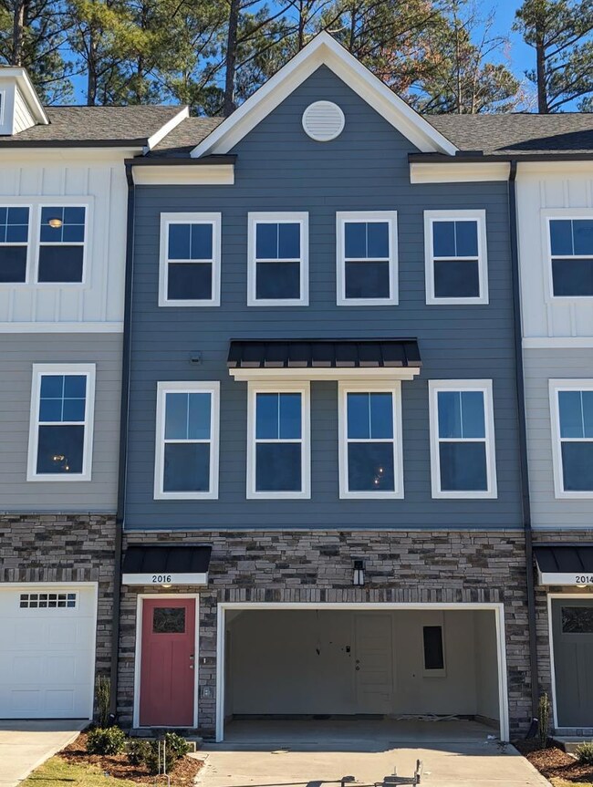 2016 Eva Pearl Dr, Apex, NC 27502 - photo 2