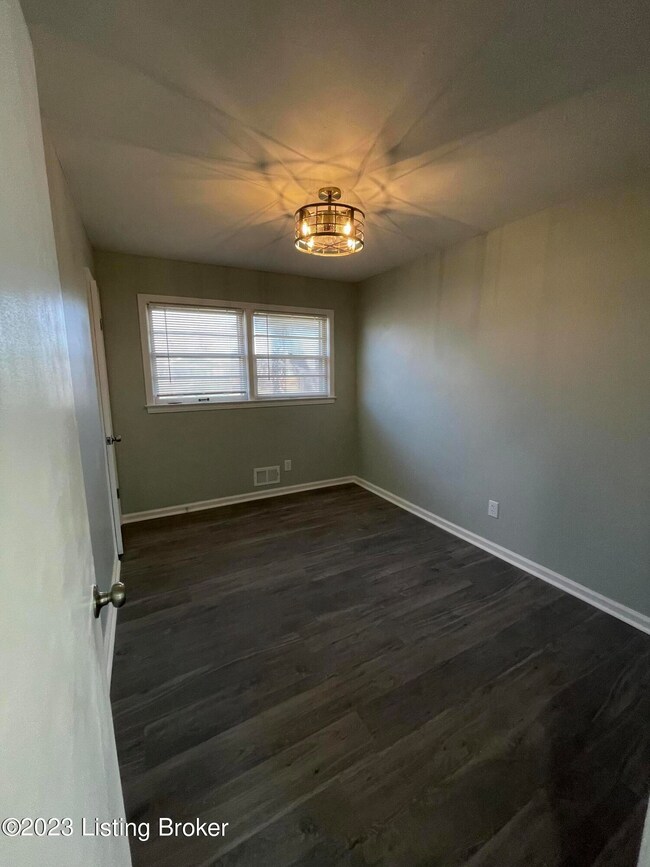 4F3B9390-BC43-4520-9CFD-AB8C6A103161