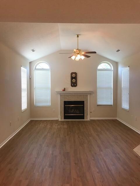 2117 William T- great room