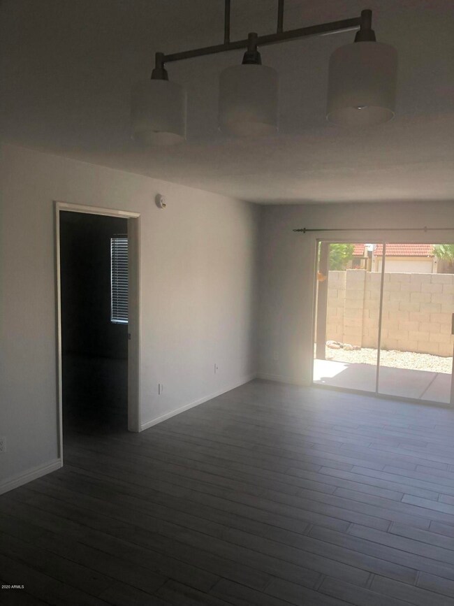 18042 N 25th Way unit 1, Phoenix, AZ 85032 - photo 5