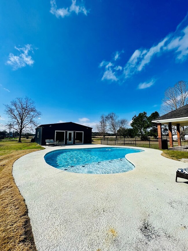 4545 Northpoint Dr, Camilla, GA 31730 - photo 6