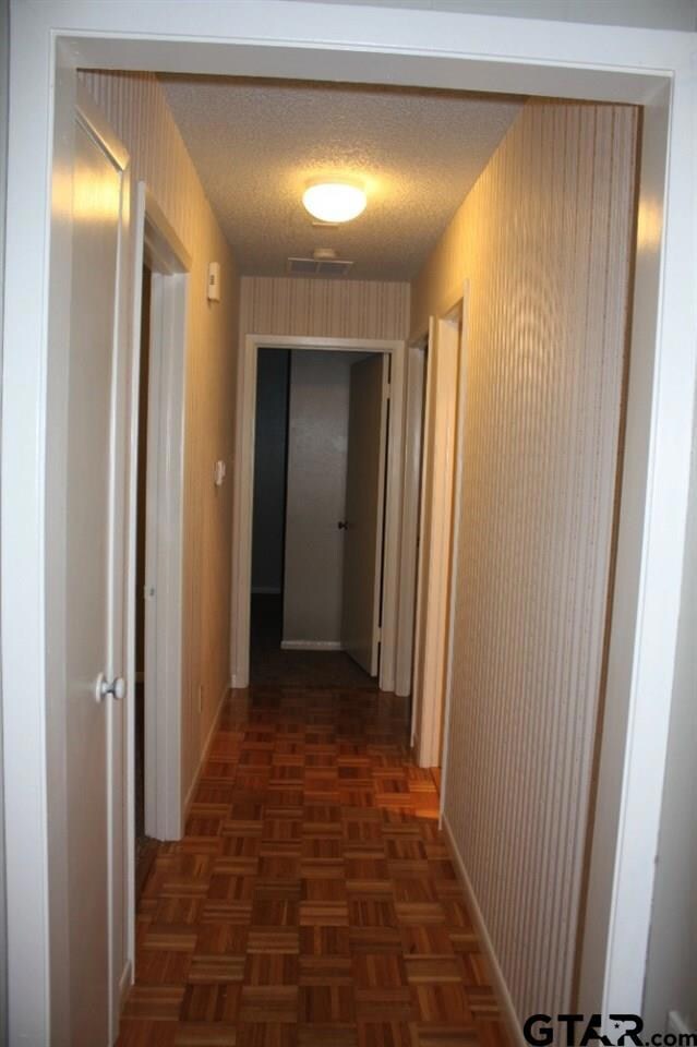 10524 Creek Bend Dr, Tyler, TX 75707 - photo 5