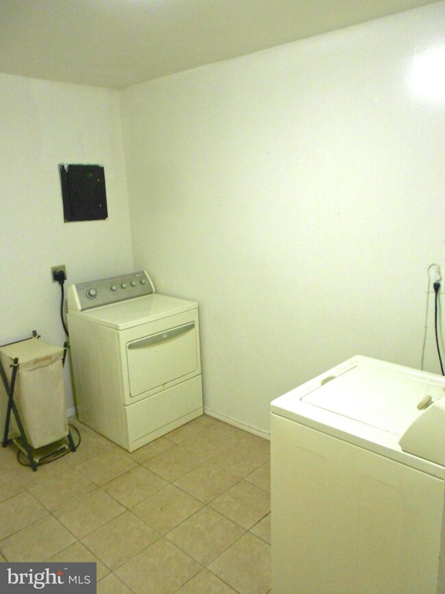 1547 Charlestown Dr, Edgewood, MD 21040 - photo 7