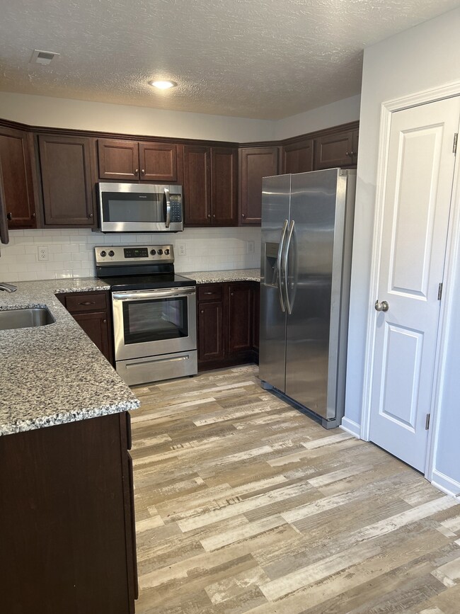 80 Timber Cir, Manchester, TN 37355 - photo 5