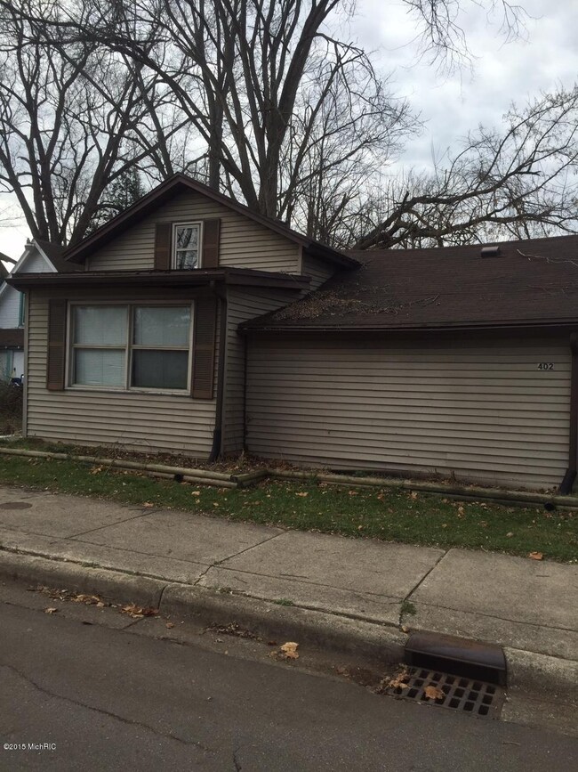 402 S 5th St, Niles, MI 49120 - photo 4