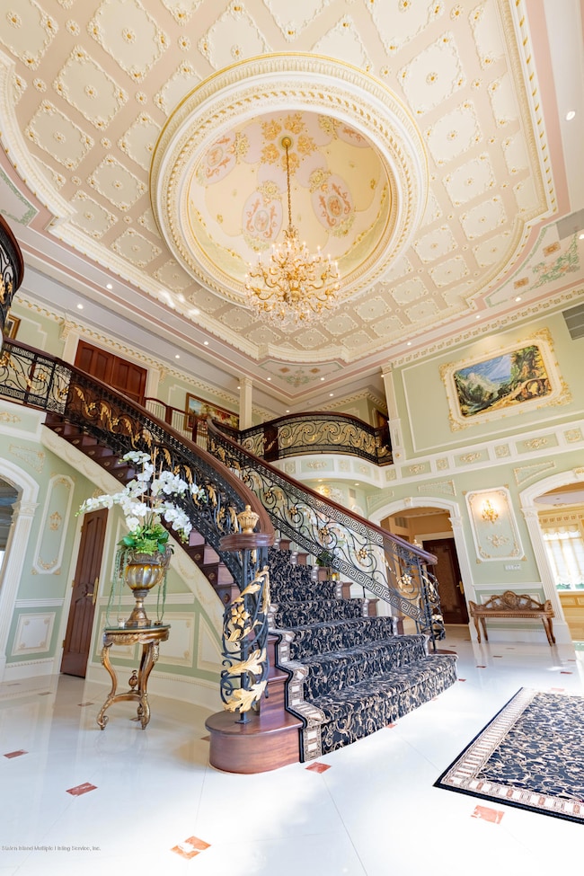 Incredible Foyer