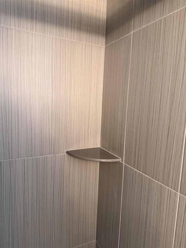 290 Paterson Plank Rd unit 1, Jersey City, NJ 07307 - photo 6