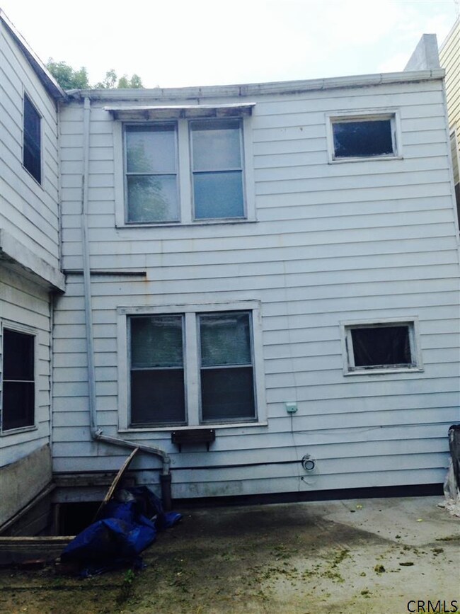 301 Sherman St, Albany, NY 12206 - photo 3