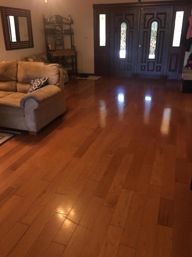6th ct living room