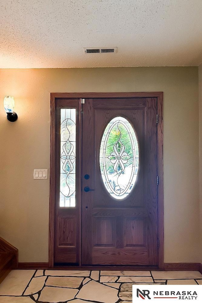 608 Martin Dr, Bellevue, NE 68005 - photo 3