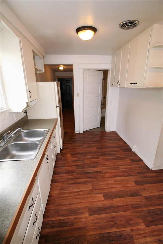 816 N Cannon St, Spokane, WA 99201 - photo 7