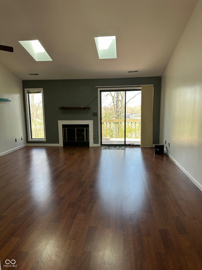 69 Lookout Ridge Dr, Columbus, IN 47201 - photo 5