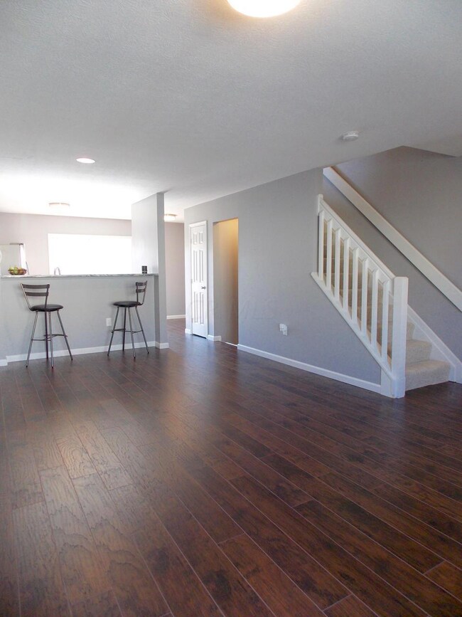 6487 Nottinghill Trail Dr unit 76487, Canal Winchester, OH 43110 - photo 4